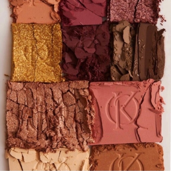 NIB Kenia Ontiveros Glow and Go Kit - Full Face Palette - Picture 2 of 6